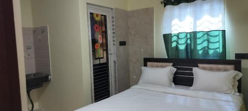 Bhubaneshwar House | Royal avisi