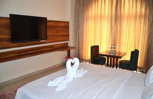 Pilibhit Hotel | Royal Heritage Resort Pilibhit - Executive Room 1