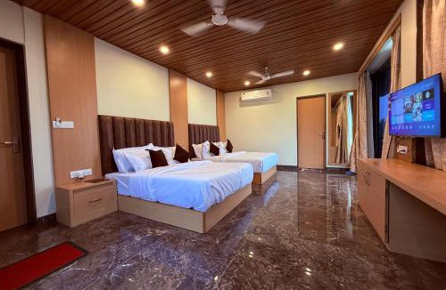Mount Abu Hotel | Royal park hotel & Swimming pool