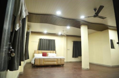Mhow Resort | Royal Resort