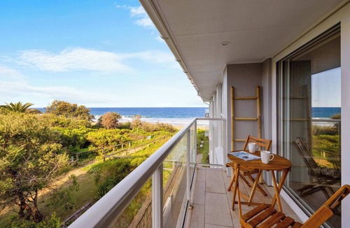 Narrabeen Apartment | Royal Surf - Beach Front Paradise