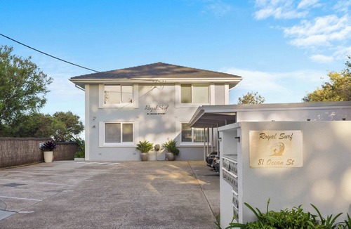 Narrabeen Apartment | Royal Surf - Beach Front Paradise