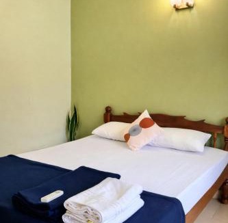 Gauravaddo Apartment | RR Haus Candolim 2BHK Near Hyatt Centric