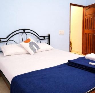 Gauravaddo Apartment | RR Haus Candolim 2BHK Near Hyatt Centric