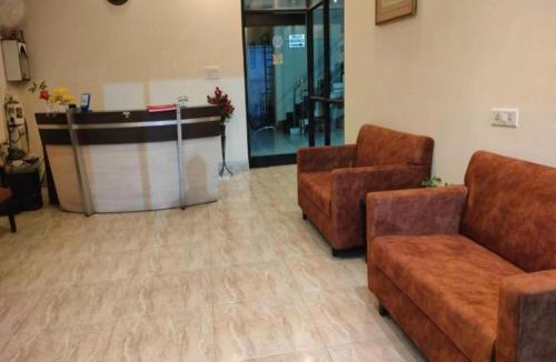 Mahanagar Hotel | RROOMS Hotel Riddhi Inn