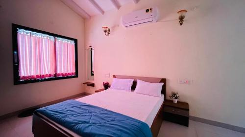 Wai Hotel | S J Agro Tourism