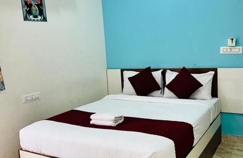 JP Nagar Hotel | S K Comforts