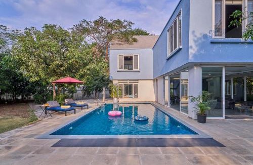 Khalapur Villa | SaffronStays Indigo House