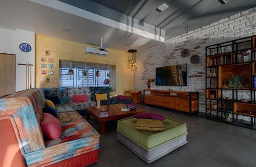 Wadgaon Villa | SaffronStays October House