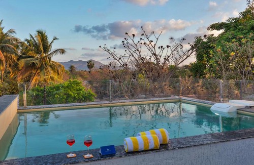 Zirad House | SaffronStays Playground Couples Suite