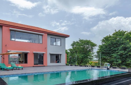Nashik Villa | SaffronStays The Ember