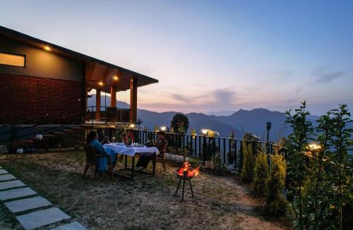 Tehri Range Villa | SaffronStays The Rhodoville Villa