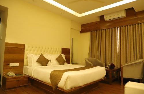 Shirdi Hotel | Sai Neem Tree Hotel