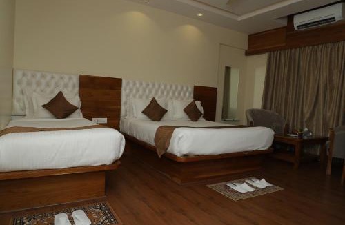 Shirdi Hotel | Sai Neem Tree Hotel