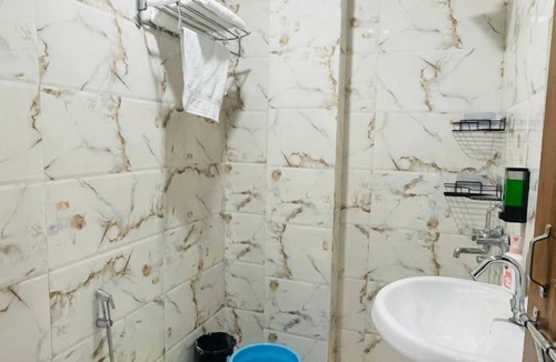 Lucknow House | sai sansthan inn