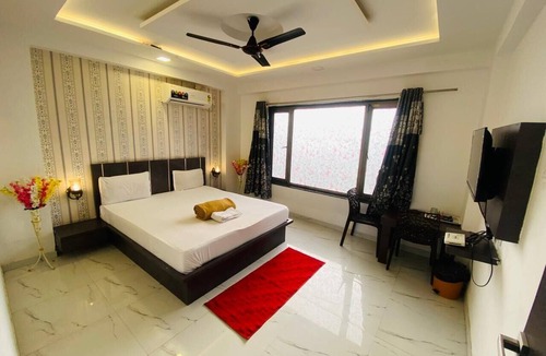 Pune Hotel | Sai Vishwa Lodging