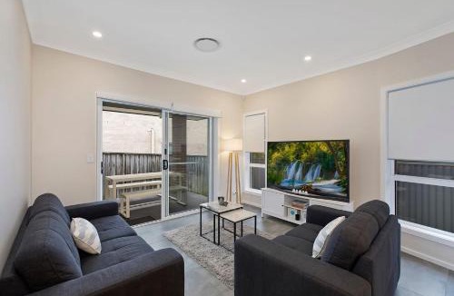 The Entrance House | Sandy Feet Retreat