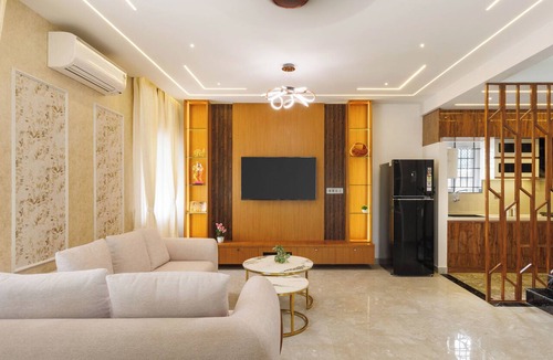 Hosur Apartment | Sapphire Garden Villa 3bhk Pool 1hr Koramangala
