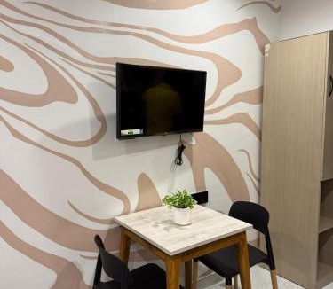 Koregaon Park Apartment | Scarlet Studio Room Luxe Lane5 Koregaon Park WiFi AC