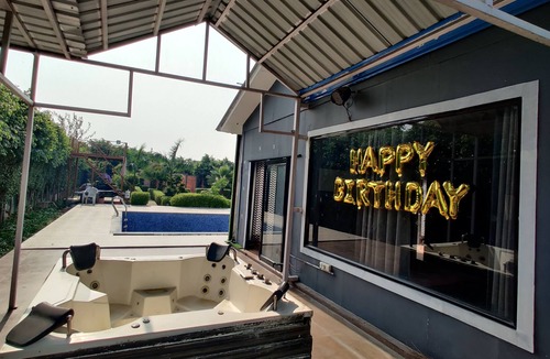 Noida Other | SD Royal Farm By GoBravo Hotels