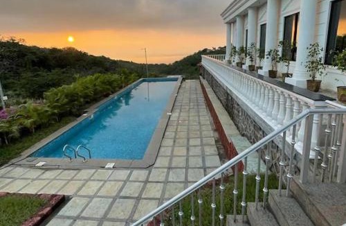 Dapoli Villa | Sea Vibes by A R Luxury Stays