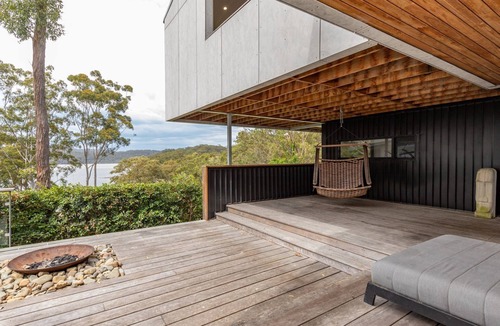 Smiths Lake House | Seashells Lakeside Holiday Perfection