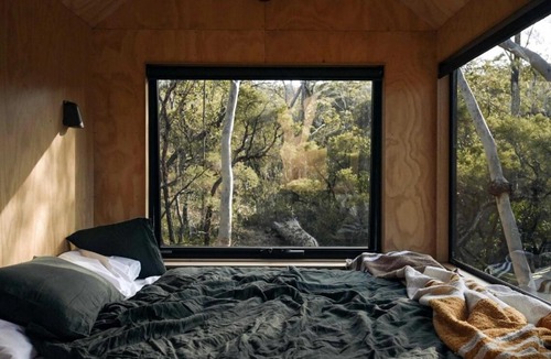 Kulnura House | Secluded Forest Cabin with No Reception - Alon