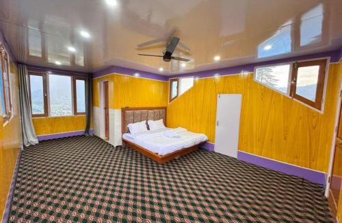 Bhaderwah Hotel | Seraahi Hills Resort