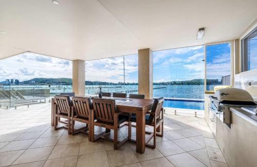 Point Clare House | Serene By Coast Hosting
