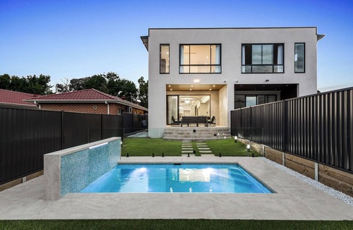 Fairfield Heights House | Serene Oasis with Pool