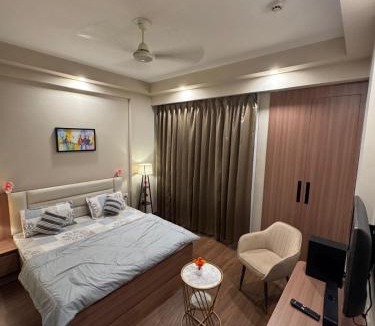 Greater Noida Apartment | Shagun Stays