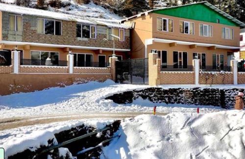 Auli Bed & Breakfast | Shail Shikhar Heritage Inn