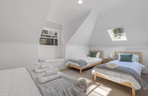 Glenning Valley House | Shambala Ω Tranquil Inner Forest Sanctuary