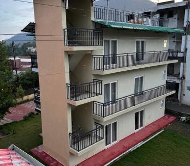 Bhimtal Apartment | Shanti Retreat