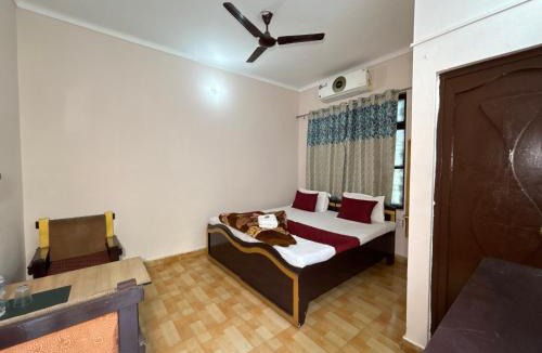 Shivanandi Hotel | Sheetal Resort and Restaurant