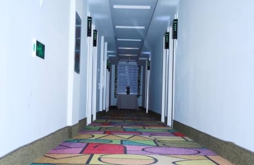 Longhua County Hotel | Shellhotel