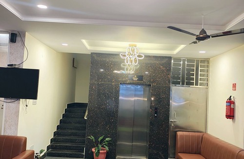 Gachibowli Bed & Breakfast | SHIVOM RESIDENCY