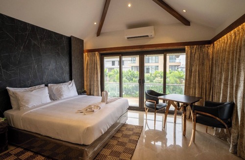 Injambakkam Hotel | Shoreland Leisure Stays