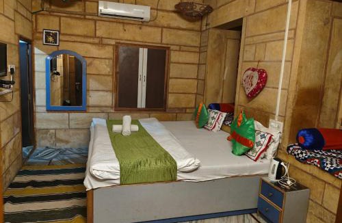 Jaisalmer Hotel | Should i Stay should I go