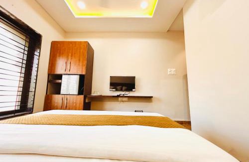 Maheshwar Hotel | Shree Gurukripa Inn