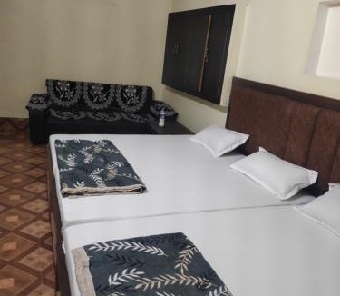 Mathura House | Shree Laddu gopal Home stay