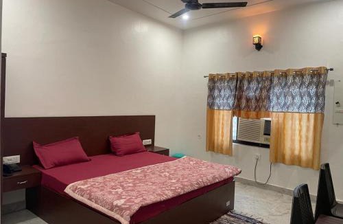 Ayodhya Hotel | Shree Mahidev Palace