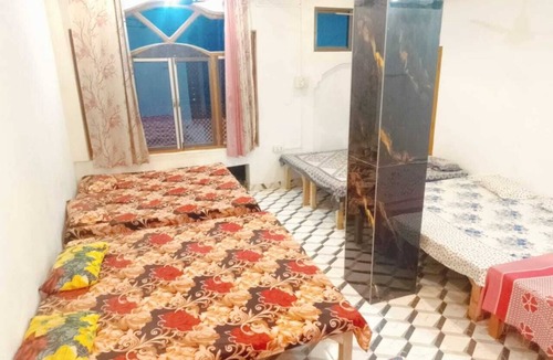 Faizabad House | Shree mate guest house