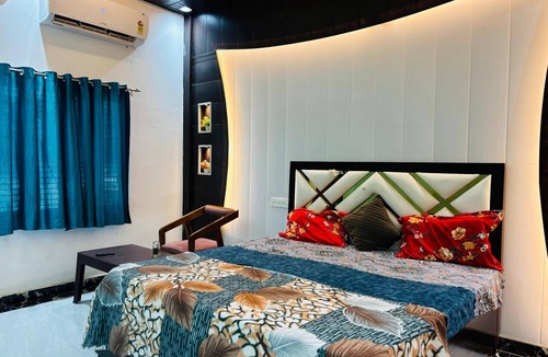 Ayodhya Hotel | Shree Vishnupriya Homestay