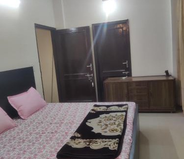 Vrindavan House | Shri Achyutam Villa - Offering Best Value in Vrindavan