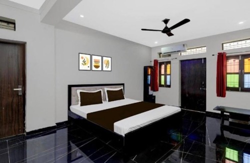 Udaipur City Centre Hotel | Shri daulat villas hotel