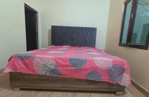 Allahabad Hotel | Shri Narayanam Dharamshala