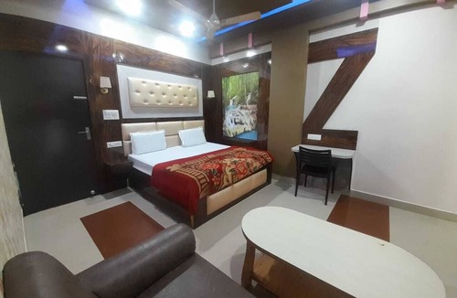 Mau Ranipur Hotel | Shri Sai Palace