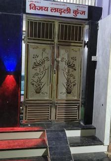 Vrindavan House | Shri Vijay Laadli Kunj