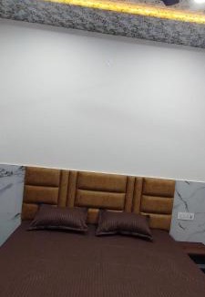 Vrindavan House | Shri Vijay Laadli Kunj